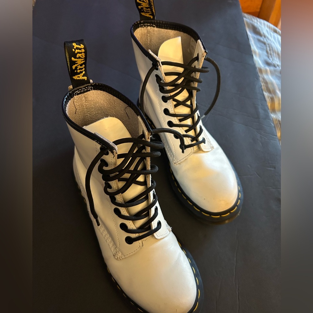 Dr Marten white boots, great condition, size 6